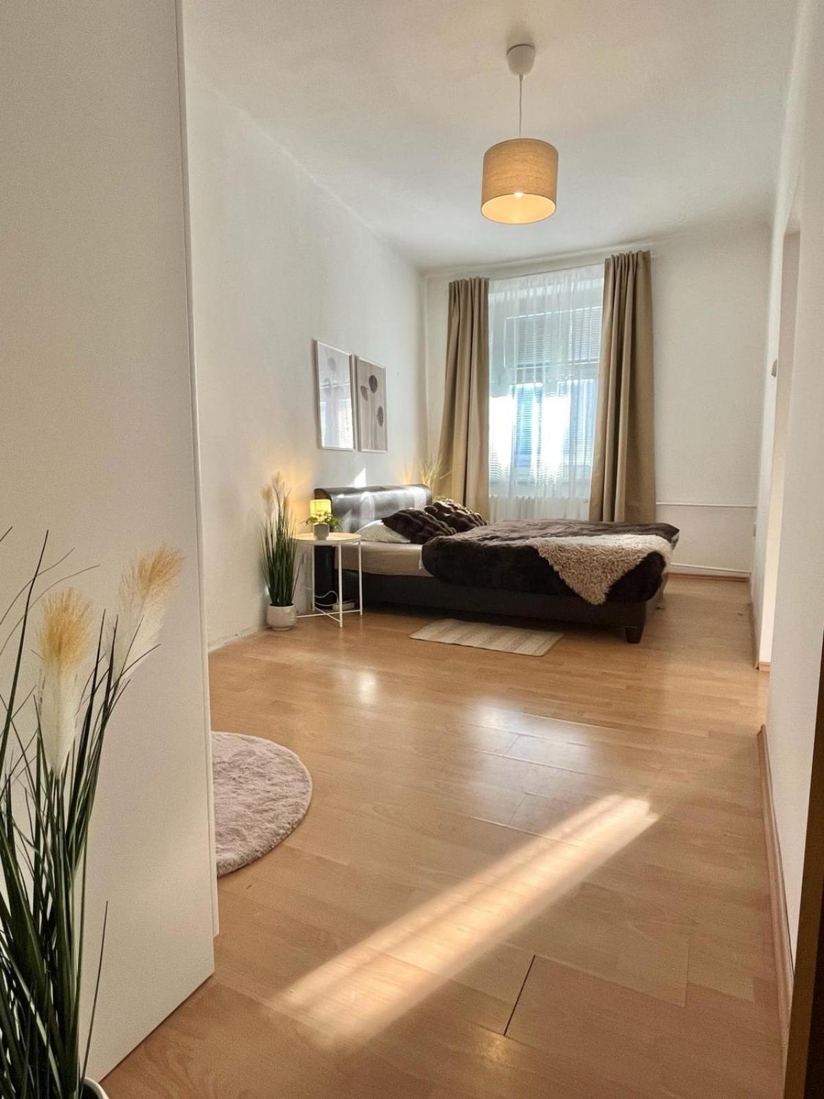 Apartment Caroline - Old Town, Ac Bratislava Eksteriør billede